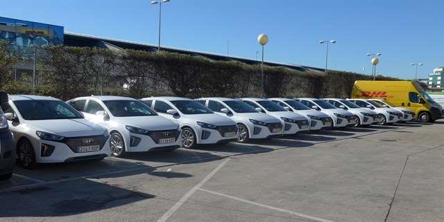 Hyundai entrega a DHL Express una flota de 48 Ioniq híbridos