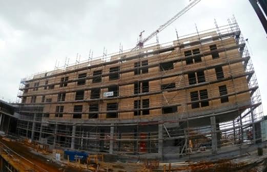 Visesa levanta en Hondarribia el edificio de madera "más grande del suroeste de Europa"