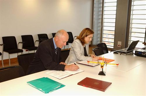 Medio ambiente adquiere un avión antiincendios un 40% más eficiente