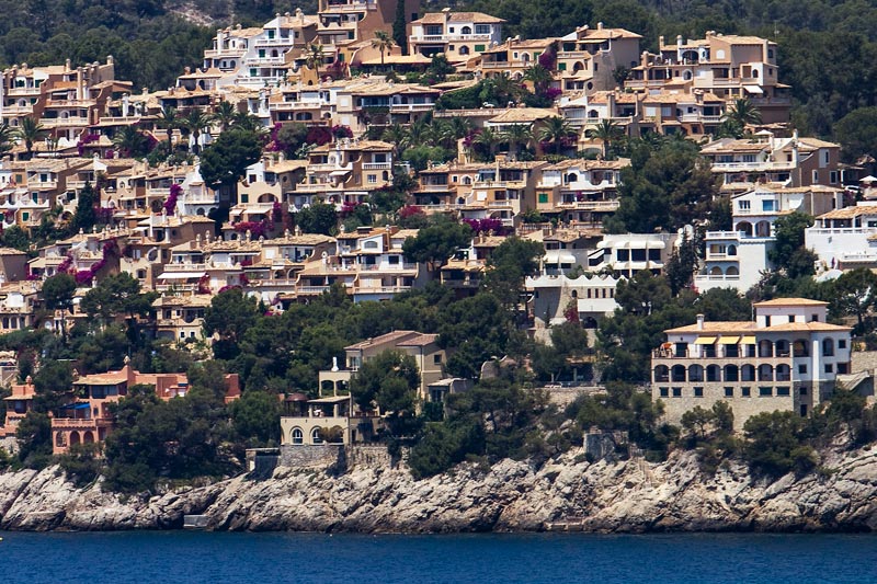 Greenpeace denuncia que las Islas Baleares son la segunda comunidad que más rápido ha destruido su costa