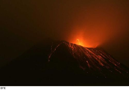 El volcán Tungurahua está "muy activo"