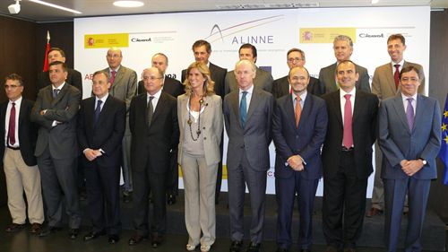 Once empresas firman un pacto por el liderazgo mundial de España en energía