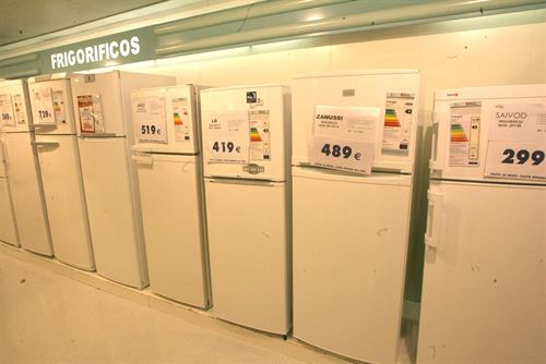 Andalucia. El Plan Renove de electrodomésticos 2011 genera ingresos en los comercios andaluces por 52 millones