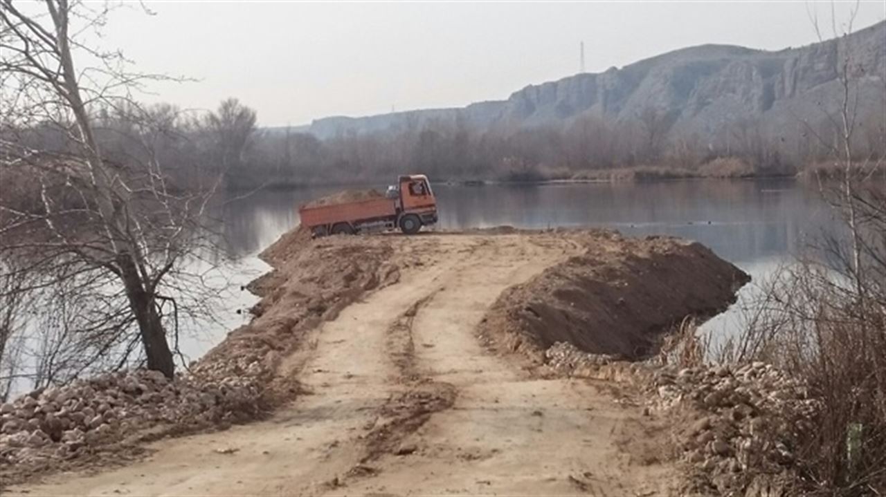 Obras en la laguna protegida del Soto de las Juntas