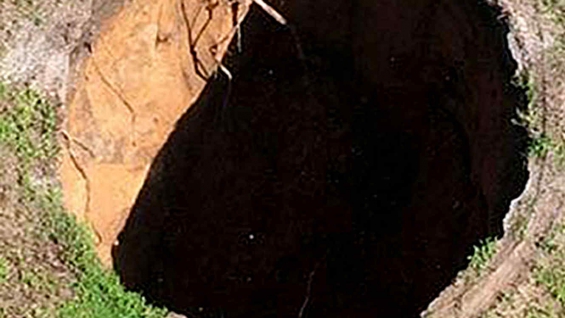 Un ‘descomunal’ agujero está contaminando el agua potable en Florida