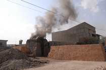 Construirán 200 viviendas con ladrillos ecológicos