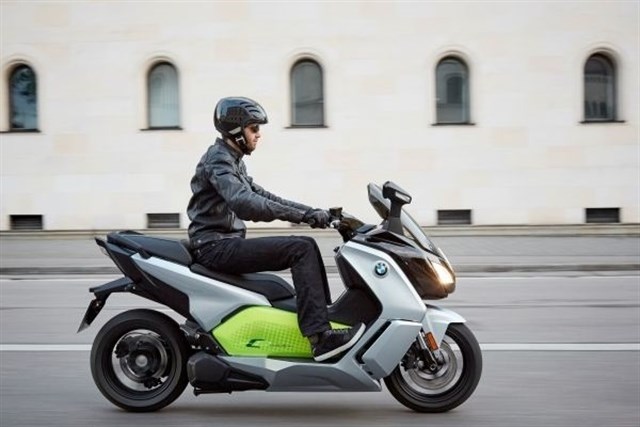 Conoce la versión evolucionada de la moto eléctrica BMW C