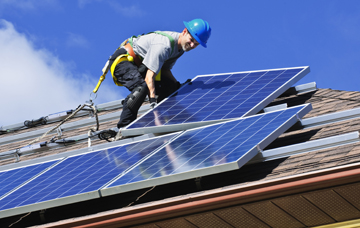 Nace la ‘asociacion de empresas de mantenimiento de energias renovables’