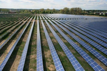 IBC SOLAR bate la marca del Gigavatio