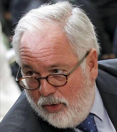 Premio Atila 2014 para el ex-ministro Arias Cañete