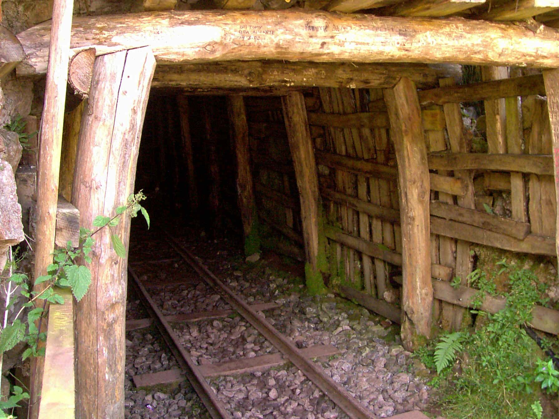 Ambientalistas panameños preocupados por reforma minera