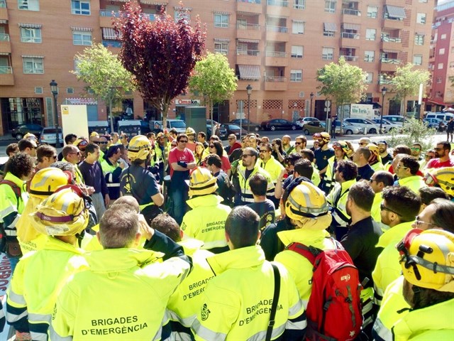 UGT pide una solución integradora en toda España contra el fuego y un estatuto común para bomberos forestales