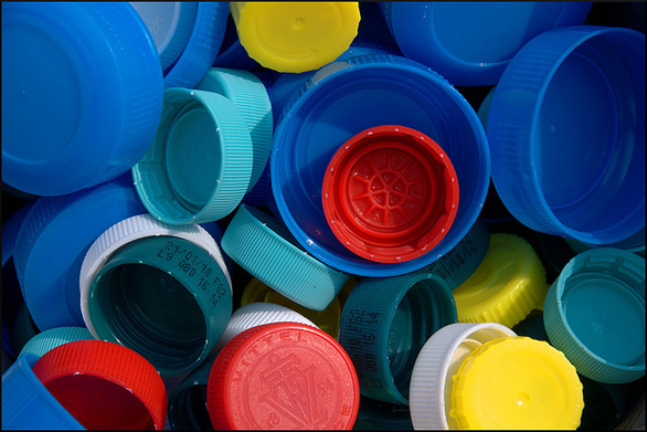 Teleperformance España colabora con 345.000 tapones reciclados para el proyecto solidario de Fundación SEUR