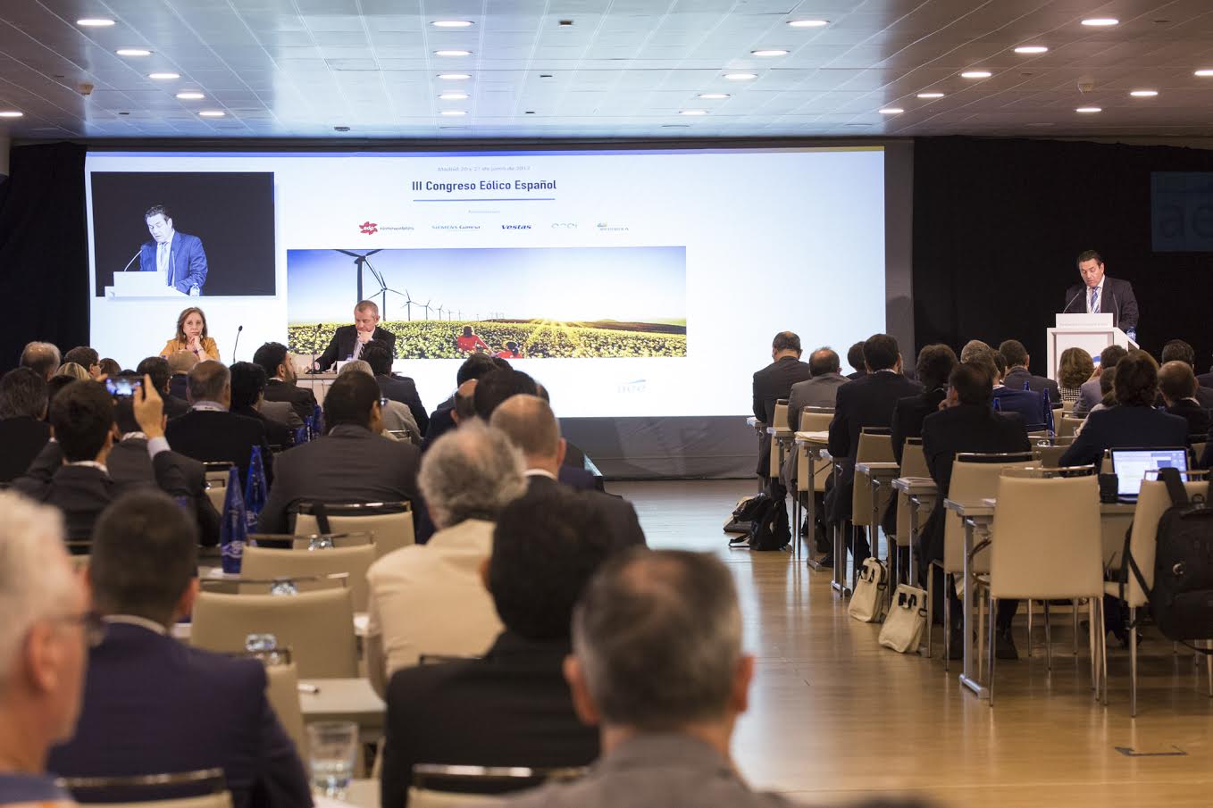 AEE insta a empresas