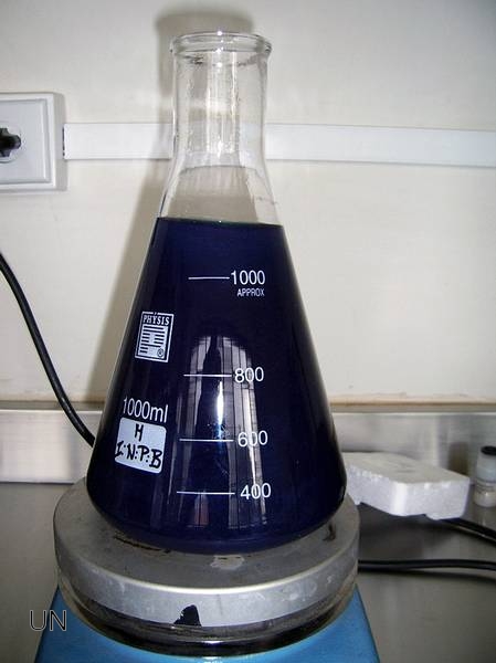 Descontaminan agua residual de la industria textil aislando bacterias