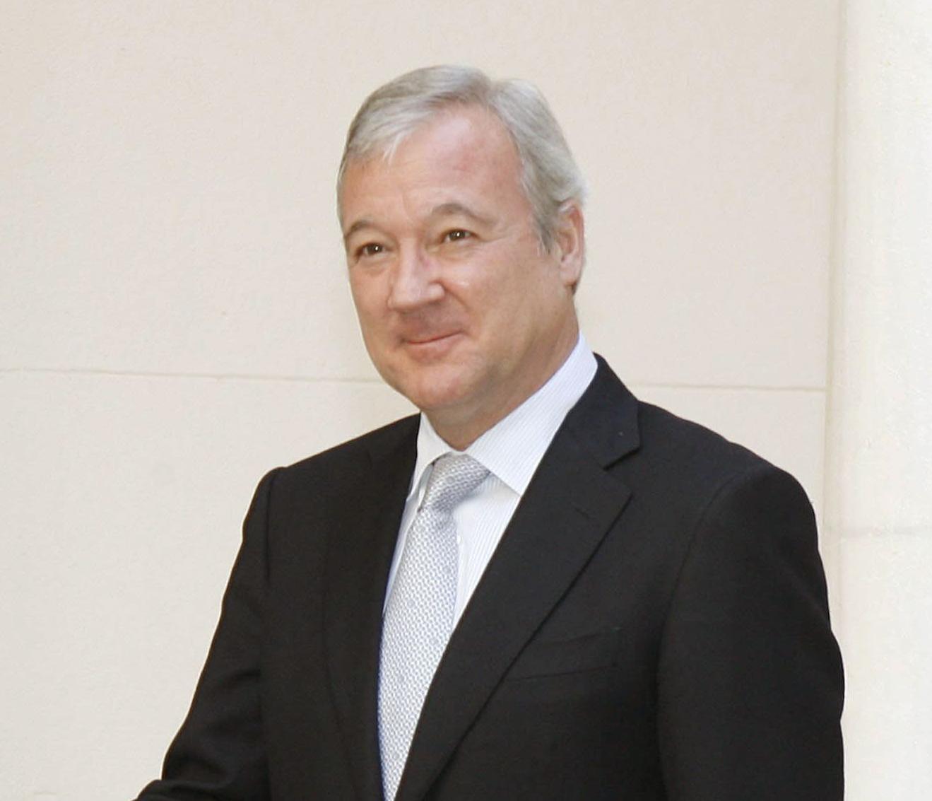 Valcárcel plantea la creación de comités de consulta sobre necesidades de agua