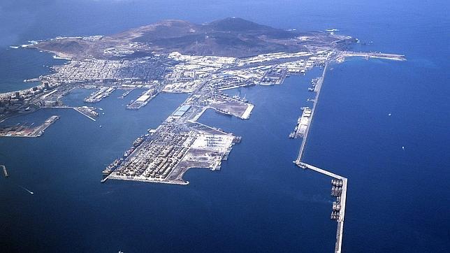 Canarias la ‘inmensa’ gasolinera del Atlántico