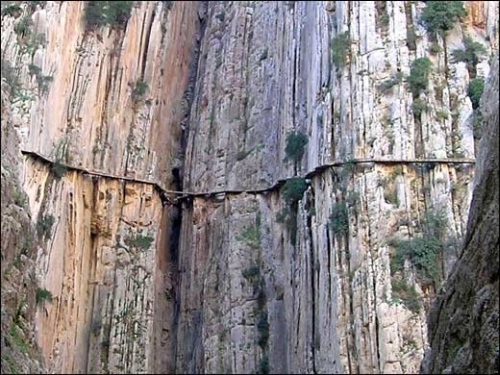 Diputación aprueba el proyecto básico y de ejecución del Caminito del Rey