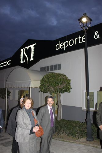 La Junta y Philips instalan en Mérida un sistema de alumbrado LED que reduce un 50 por ciento el consumo energético