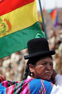 Bolivia anuncia consulta indígena sobre plan de minera