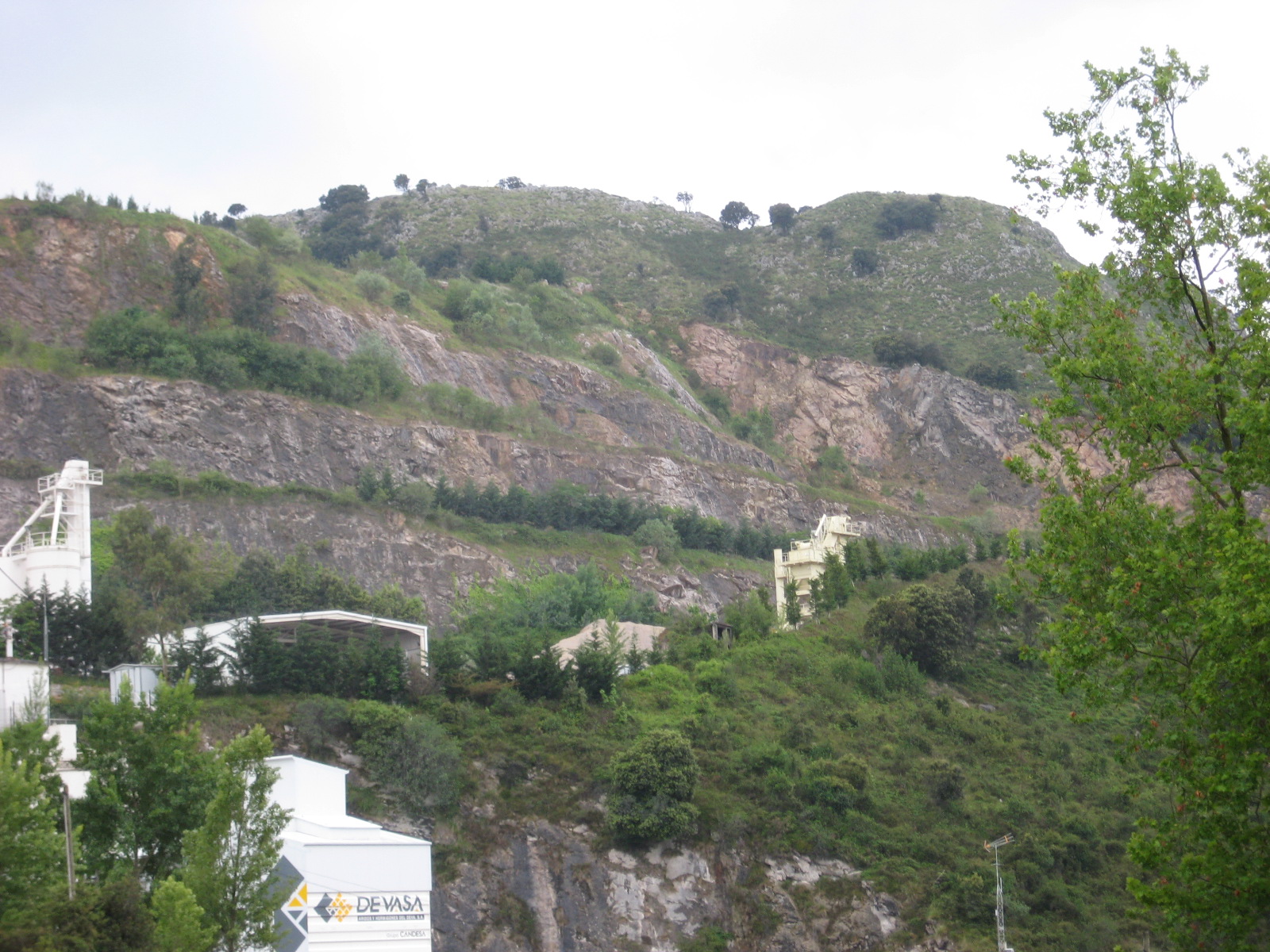 Ampliacion cantera de las Colmenas en Ribadedeva