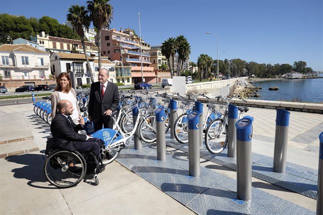 Málaga estrena nueva estación de bicicletas
