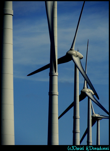 Apecyl acudirá a los tribunales si el Gobierno no incluye en el Prerregistro eólico los 700 MW que quedaron fuera