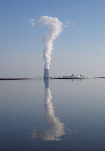Greenpeace y Tanquem les Nuclears felicitan al Parlamento de Cataluña por afianzar su rechazo al cementerio nuclear