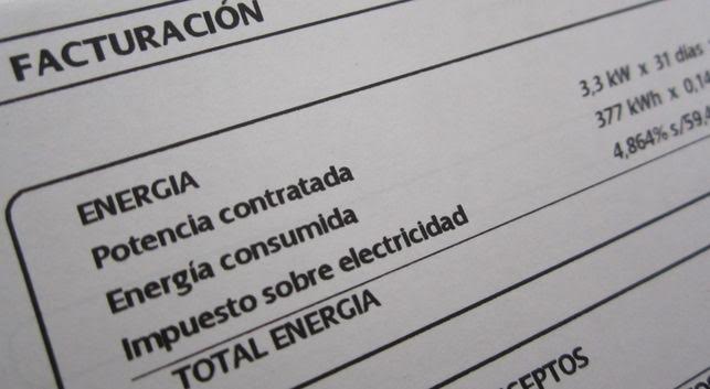 Las grandes eléctricas tras el ‘derribo y acoso’ al autoconsumo