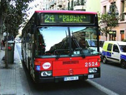 Gas Natural Fenosa y TMB acuerdan sustituir 204 autobuses hasta 2015 para reducir emisiones