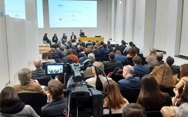 Muy pronto en el océano habrá más plásticos que peces