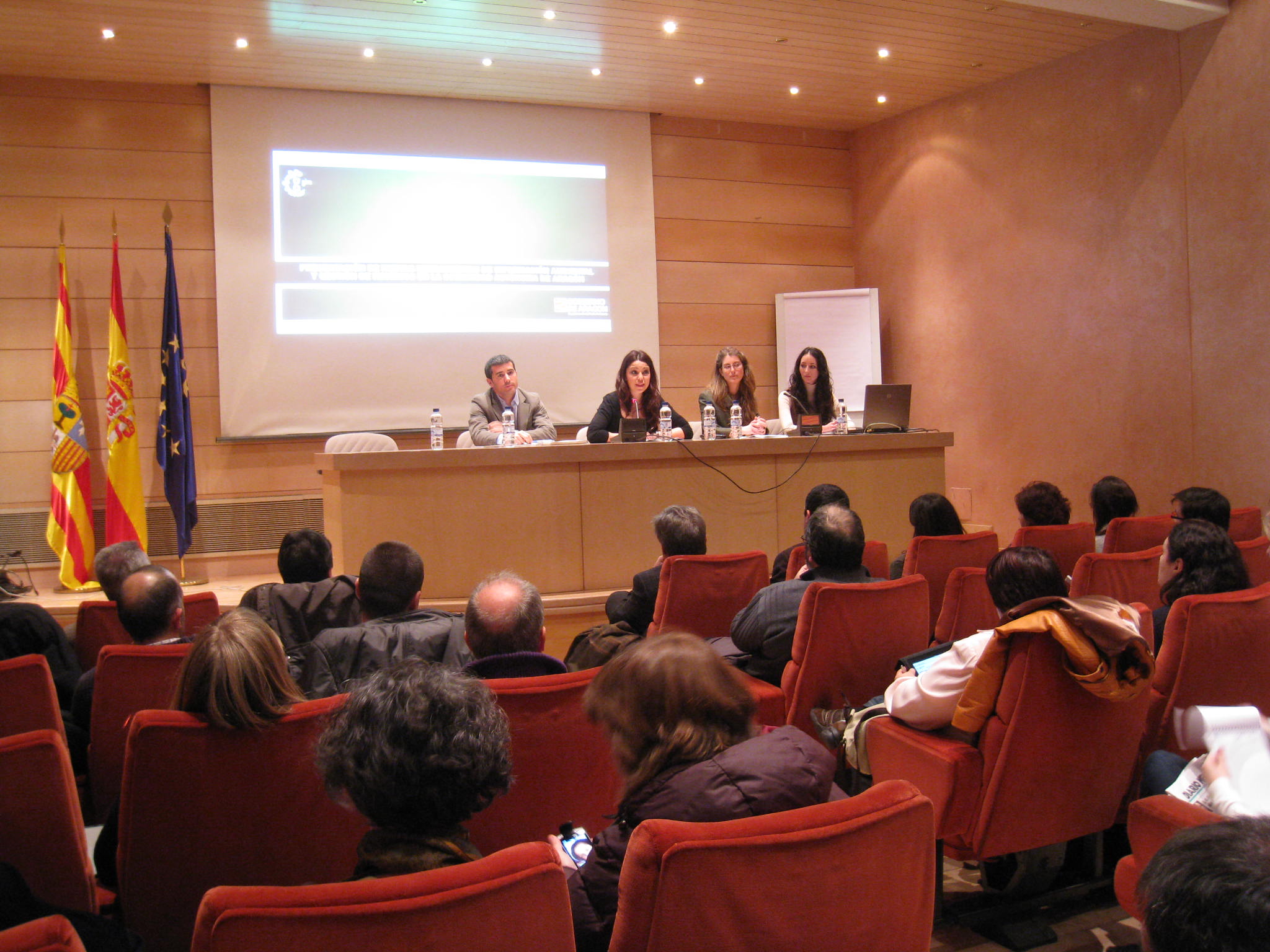 El Departamento de Medio Ambiente impulsa dos nuevas herramientas para informar sobre la prevención y la gestión de residuos en Aragón