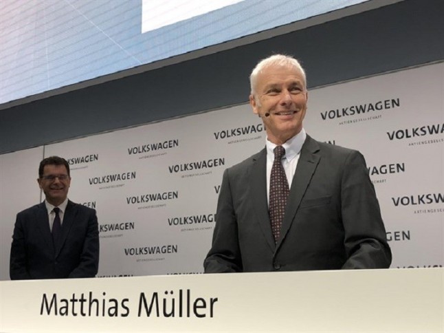 Volkswagen hace una apuesta millonaria por coches de combustión tradicional
