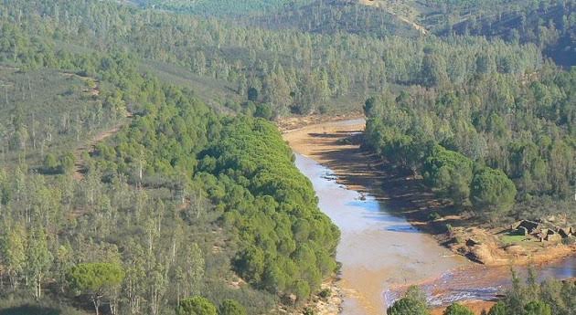 Contaminación de las aguas del río Odiel