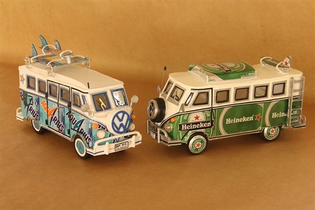 Exposición de juguetes con material reciclable en Burgos