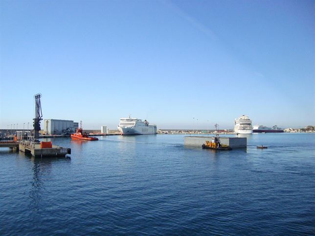 Los peligros de la macroampliación del puerto de Palma para destinarlo a megayates