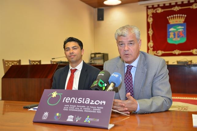 El Hierro prepara una conferencia internacional sobre energías renovables