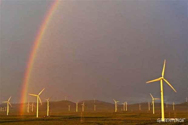 Exigen soluciones de energía limpia y renovable al alcanzarse niveles de CO2 sin precedentes