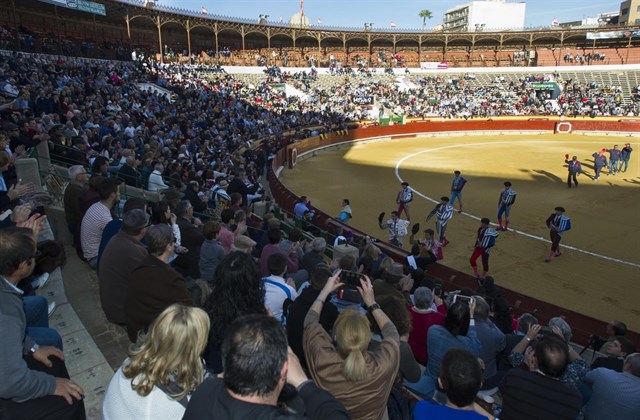 PACMA va a pedir que no se rebaje el IVA  a los toros