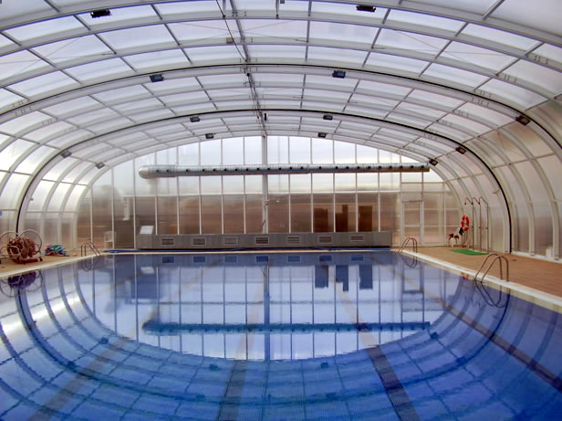 Utilizar CO2 en lugar de cloro en las piscinas cubiertas reduce la emisión de tóxicos