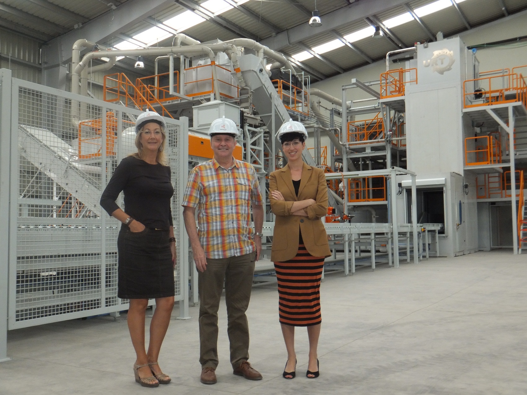 La Fundación La Tirajala apoya la planta de tratamiento de residuos de aparatos eléctricos y electrónicos de E-Waste Canarias