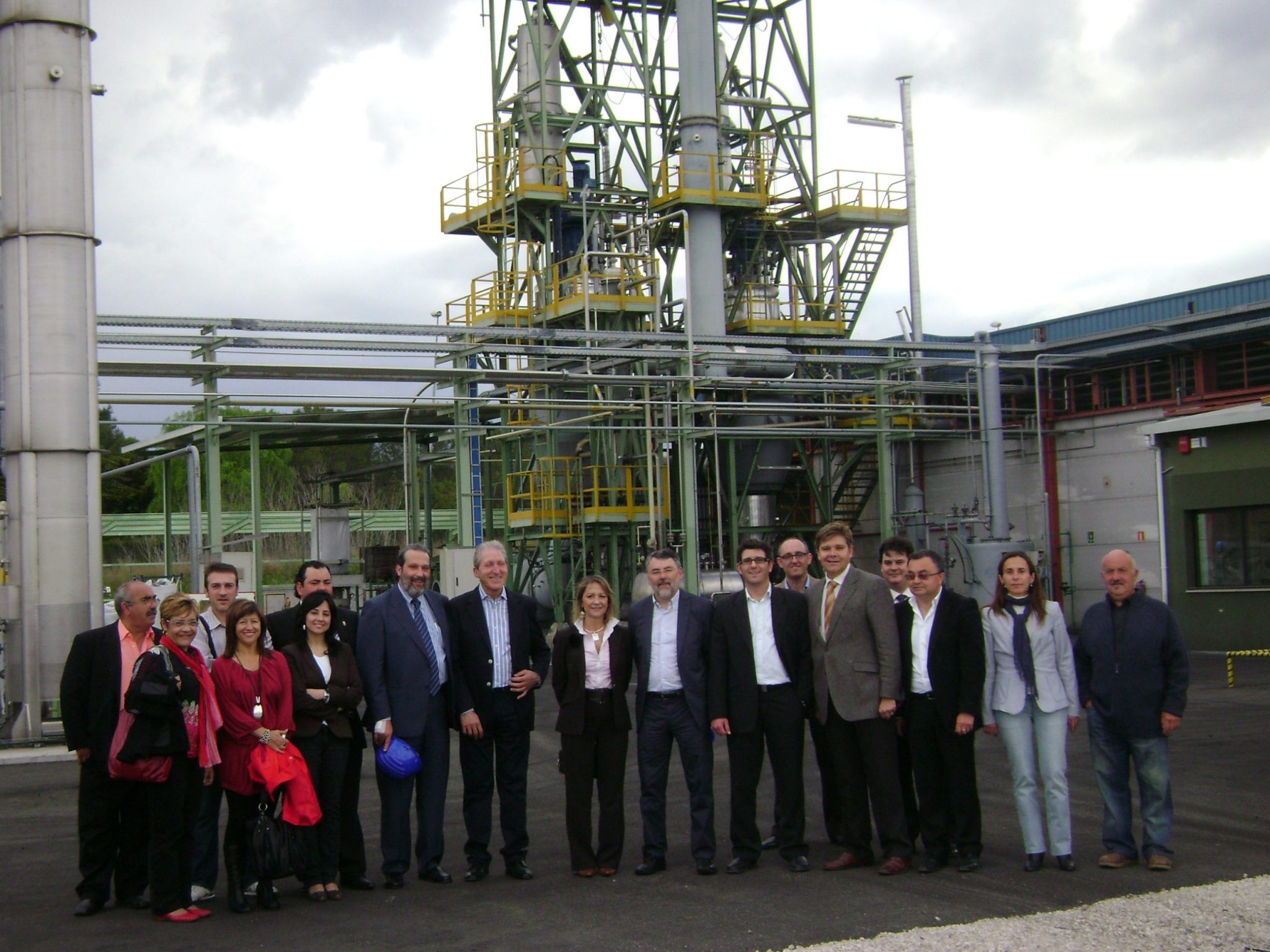 El Ministerio de Fomento se interesa por las aplicaciones del negro de humo de Black &amp; Green en carreteras