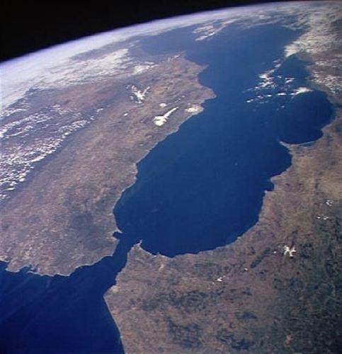 El Atlántico fertiliza al Mediterráneo aportando fosfatos