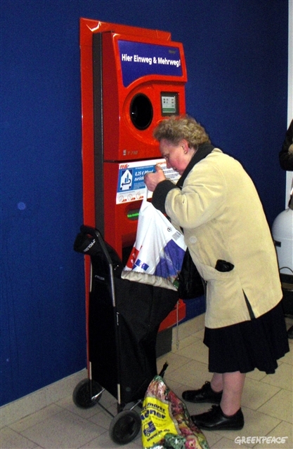 En el siglo XXI todavía encontramos latas