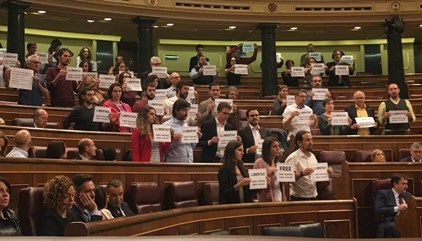 EA advierte de "altísimos niveles de contaminación" en el Bierzo por los fuegos del noroeste español