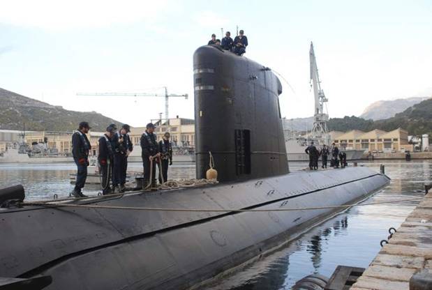 Un submarino nuclear llega a Gibraltar