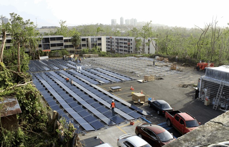 Tesla instala energía solar en el Hospital Infantil de Puerto Rico