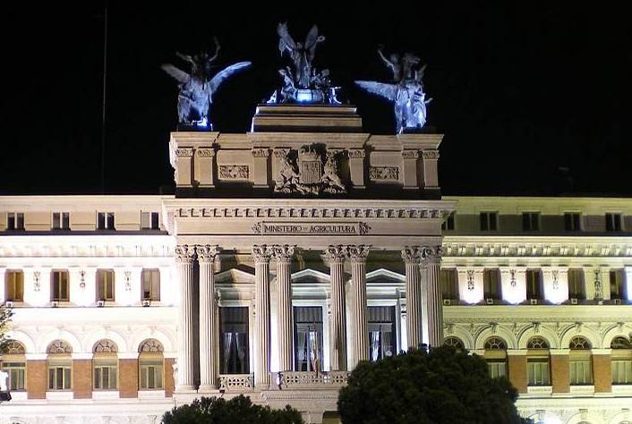 Medio Ambiente licita por 3