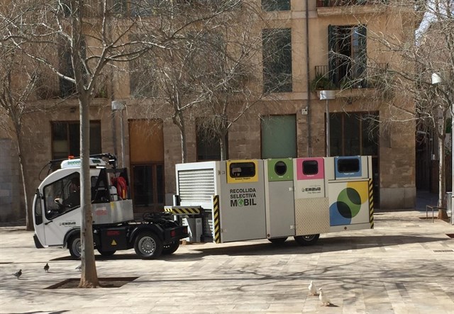 Palma de Mallorca pone en marcha el nuevo servicio de recogida selectiva móvil en Calatrava