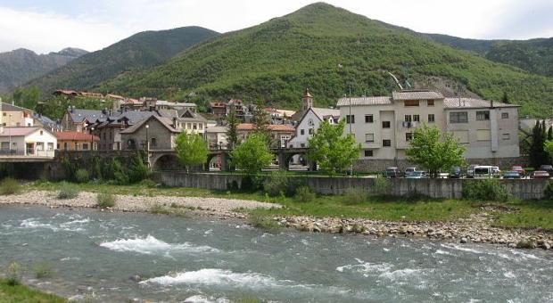 Medio Ambiente aportará 12 millones para la descontaminación del rio Gállego